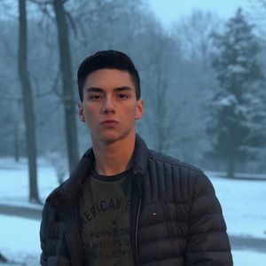 Meet your Posher, Luis